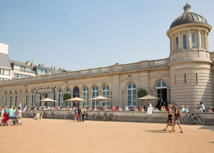 Апартаменты In With Sea Views Остенде