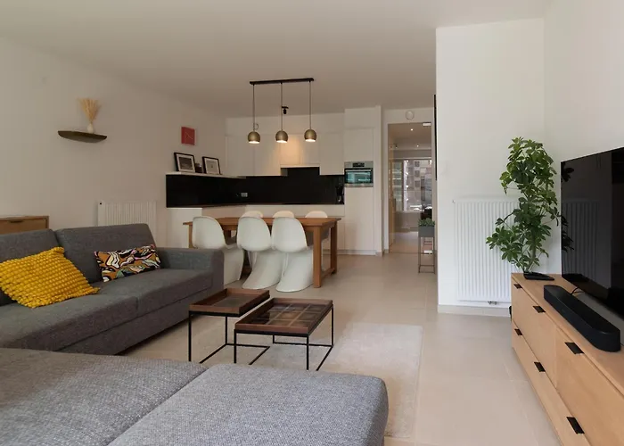 Апартаменты In With Sea Views